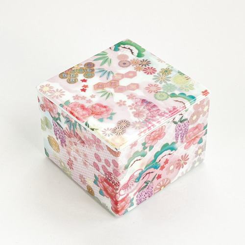 豪華な振袖花柄デザインの二段角重 磁器 二段重 四角 ひな祭り おせち