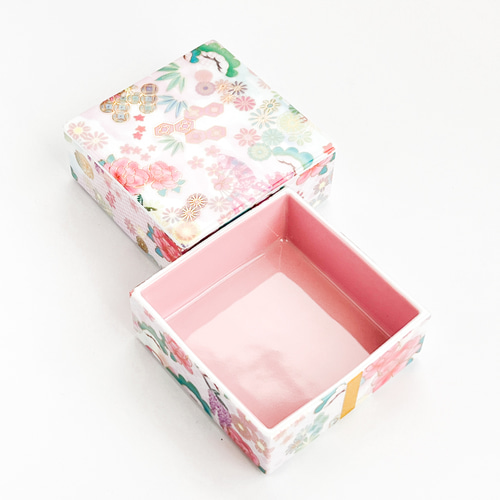 豪華な振袖花柄デザインの二段角重 磁器 二段重 四角 ひな祭り おせち