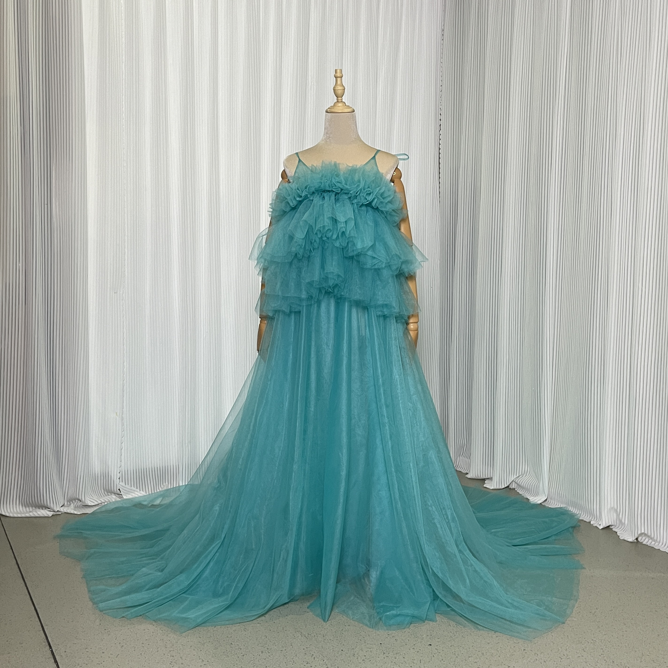 送料無料！オーバードレス ブルー キャミソール 柔らかく重ねたチュールスカート 前撮り ふわふわ 绮丽な