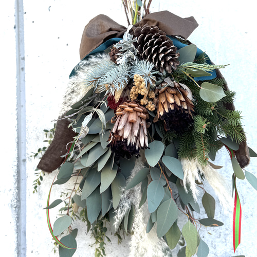 ナチュラルユーカリポポラスとアナベルのスワッグ 壁飾り 北欧