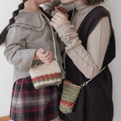 【 肩紐調節可能◎ 】全6色 2size キッズポシェット　お花　チューリップ　親子　姉妹　お友達とお揃い 6枚目の画像