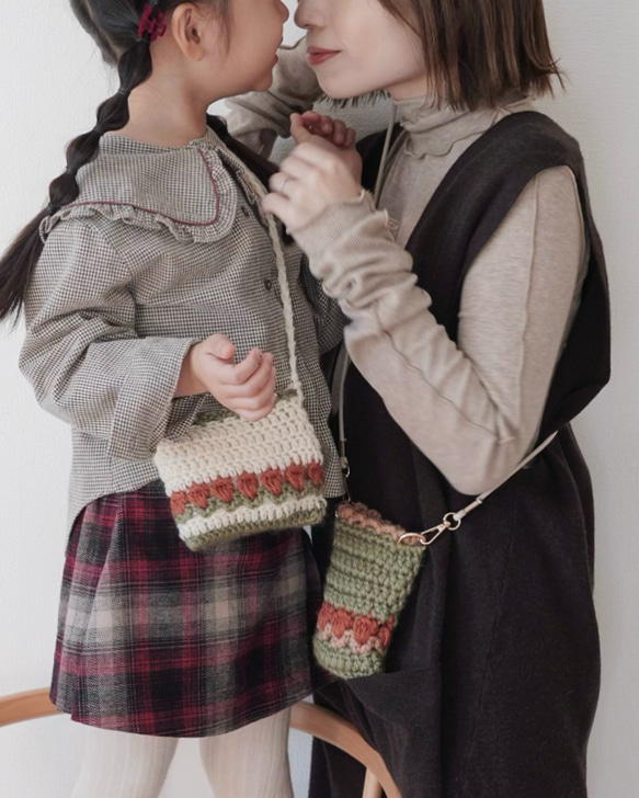【 肩紐調節可能◎ 】全6色 2size キッズポシェット　お花　チューリップ　親子　姉妹　お友達とお揃い 6枚目の画像