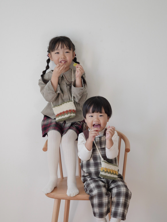 【 肩紐調節可能◎ 】全6色 2size キッズポシェット　お花　チューリップ　親子　姉妹　お友達とお揃い 5枚目の画像