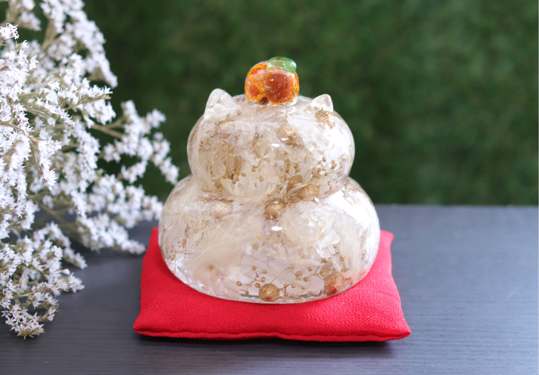 【creema限定】「小花を閉じ込めて」もっちり“お猫様”鏡餅＊固まるハーバリウム＊プリザーブドフラワ