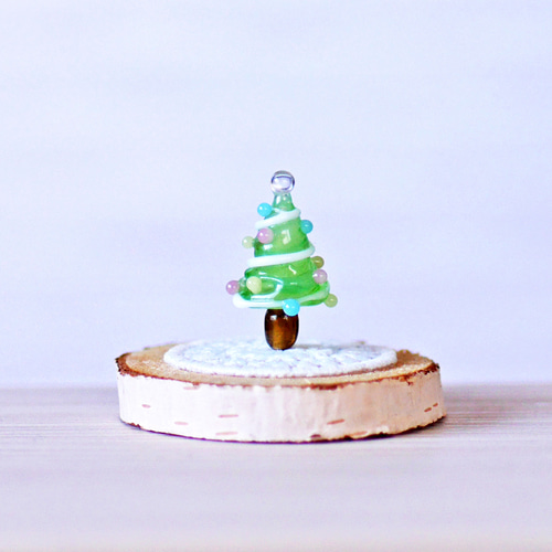 小さな ガラス細工のクリスマスツリー（E）（ミニチュア オブジェ