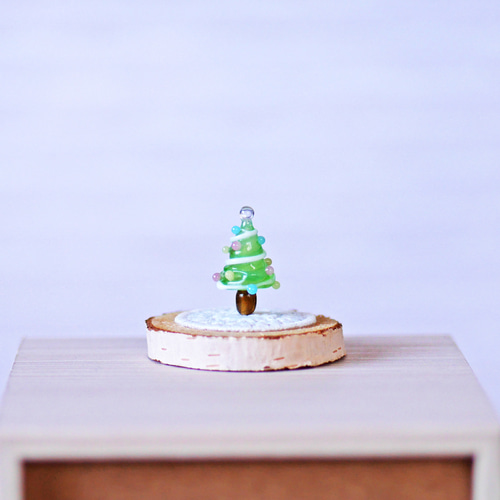 クリスマスツリー　ガラス細工　ミニチュア クリスマスツリー ミニチュア ガラス細工 飾り グラススクエア