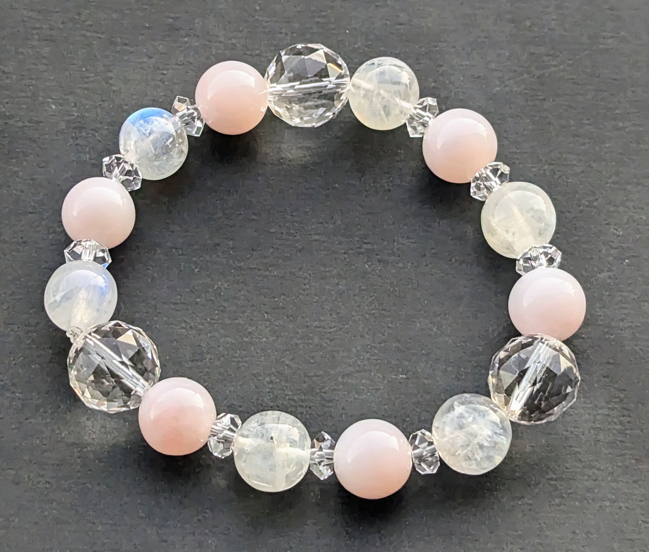 ✨人生への不安を手放し心を癒すクリスタル✨ピンクオパール&ホワイトラブラドライト&クリアクォーツのブレスレット✨