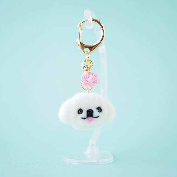 ペキニーズ犬とお花キーホルダー バッグにつけて一緒にお出かけ ギフト プレゼント ペキニーズグッズ 4枚目の画像