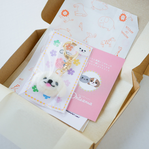 ペキニーズ犬とお花キーホルダー バッグにつけて一緒にお出かけ ギフト プレゼント ペキニーズグッズ 7枚目の画像