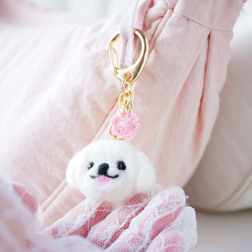 ペキニーズ犬とお花キーホルダー バッグにつけて一緒にお出かけ ギフト