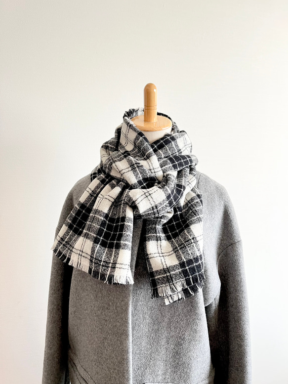 ウールガーゼのストールマフラー チェック ブラック ホワイト