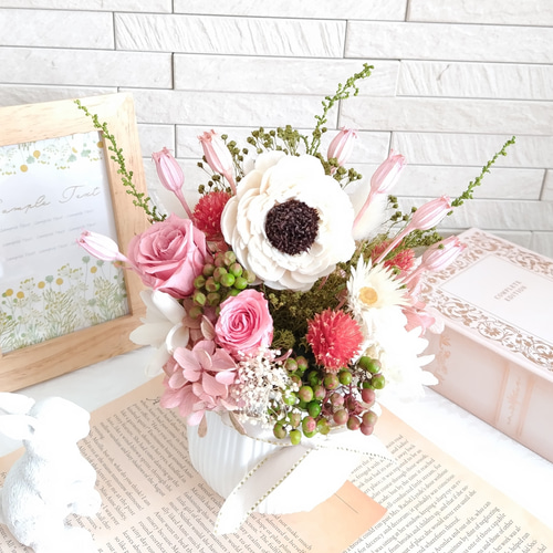 プリザーブドフラワー陶器アレンジメント✨ ピンクレッドグリーン