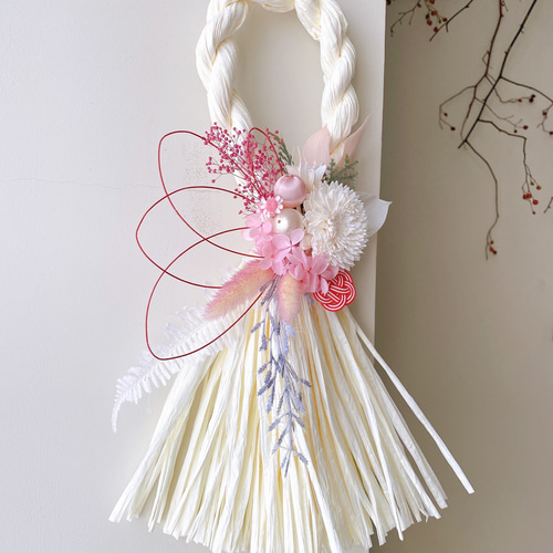 ハンドメイド　ひな祭りリース　しめ縄リース　ひな祭りフラワーリース White and pink お正月飾り ひな祭り リース ホワイトタッセルしめ縄