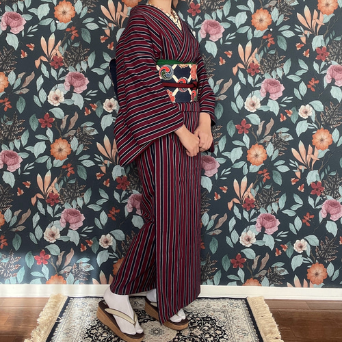 トラッドな英国風ストライプ木綿着物レッド×ネイビー 着物 花鹿