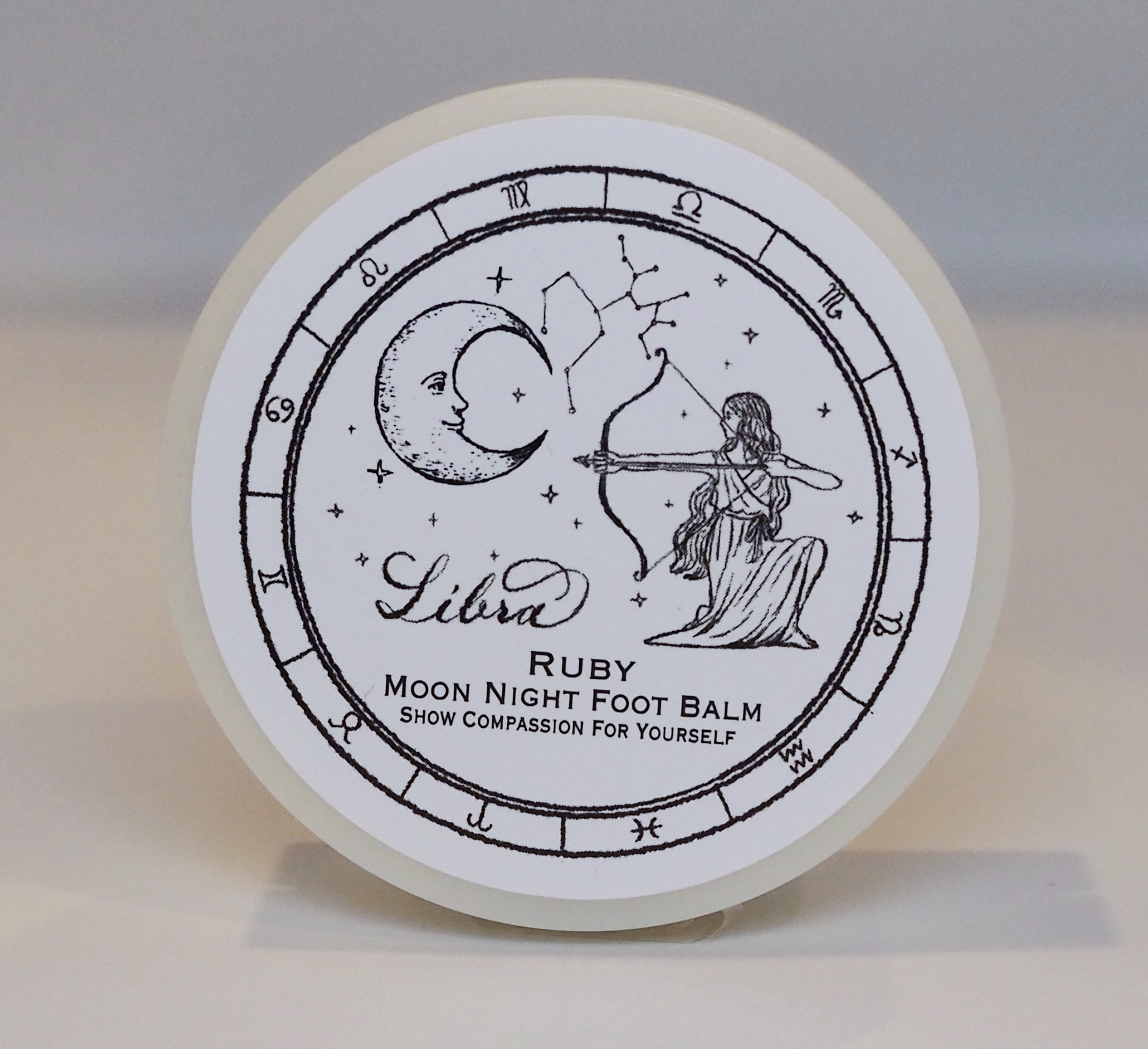 ルビームーンナイトフットバーム　30g（射手座）