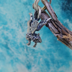 グリフォンぶら下がりイヤカフ・トップ 5枚目の画像