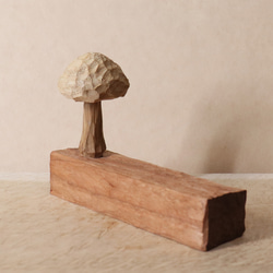 キノコ 木彫り 木製 置物 インテリア雑貨（木材：栗、チェリーなど）（No.T1044） 2枚目の画像