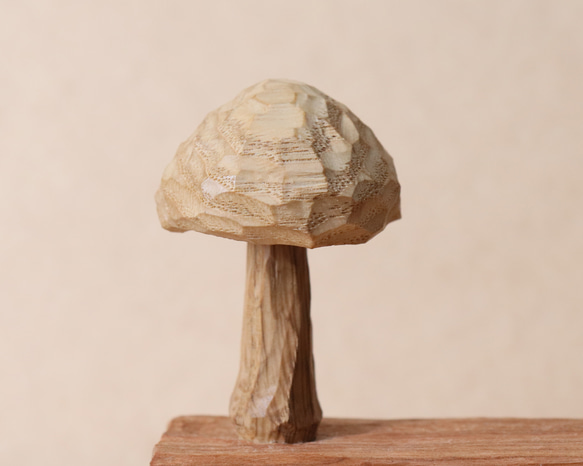 キノコ 木彫り 木製 置物 インテリア雑貨（木材：栗、チェリーなど）（No.T1044） 9枚目の画像