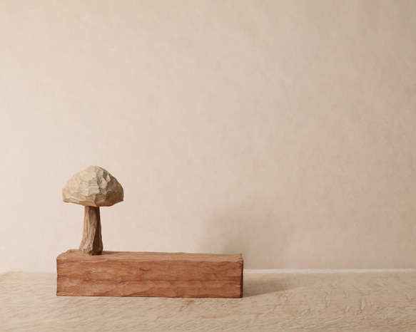 キノコ 木彫り 木製 置物 インテリア雑貨（木材：栗、チェリーなど）（No.T1044） 18枚目の画像