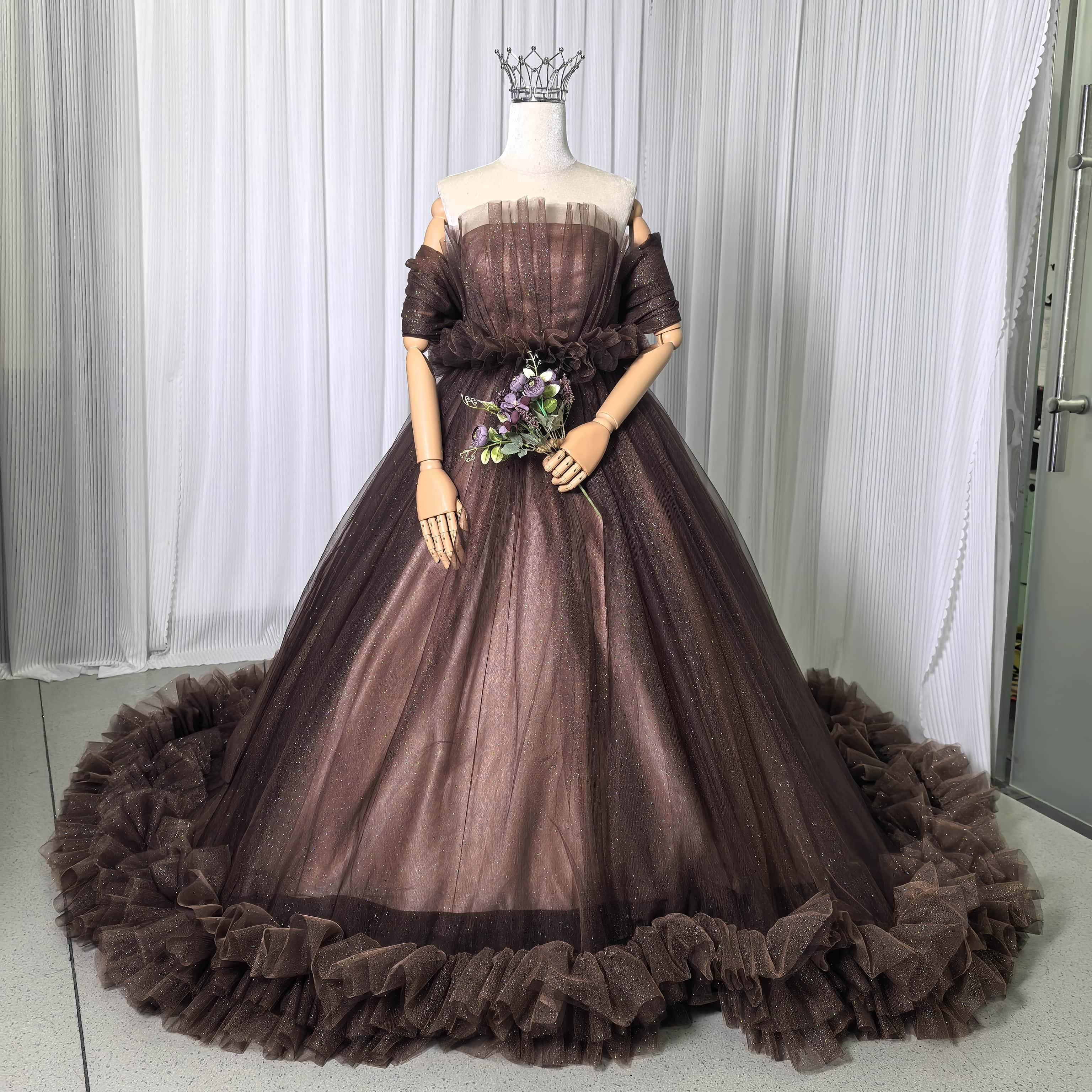 送料無料！カラードレス コーヒーの色 グリッタードレス ラッフルフリル  リボン エレガント 花嫁