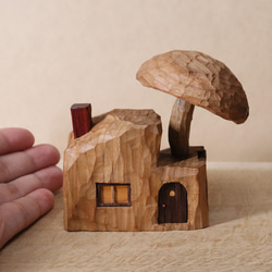キノコの家 木彫り 木製 置物 インテリア雑貨（木材：山桜など）（No.T1043） 19枚目の画像