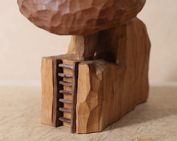 キノコの家 木彫り 木製 置物 インテリア雑貨（木材：山桜など）（No.T1043） 13枚目の画像