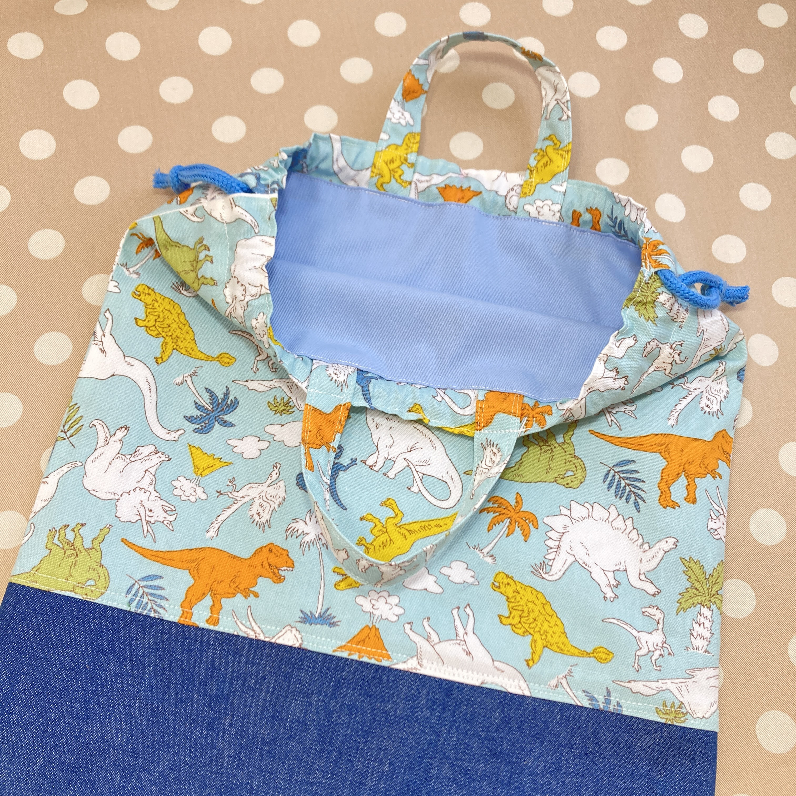 入園入学5点セット　カラフルな恐竜たちブルー