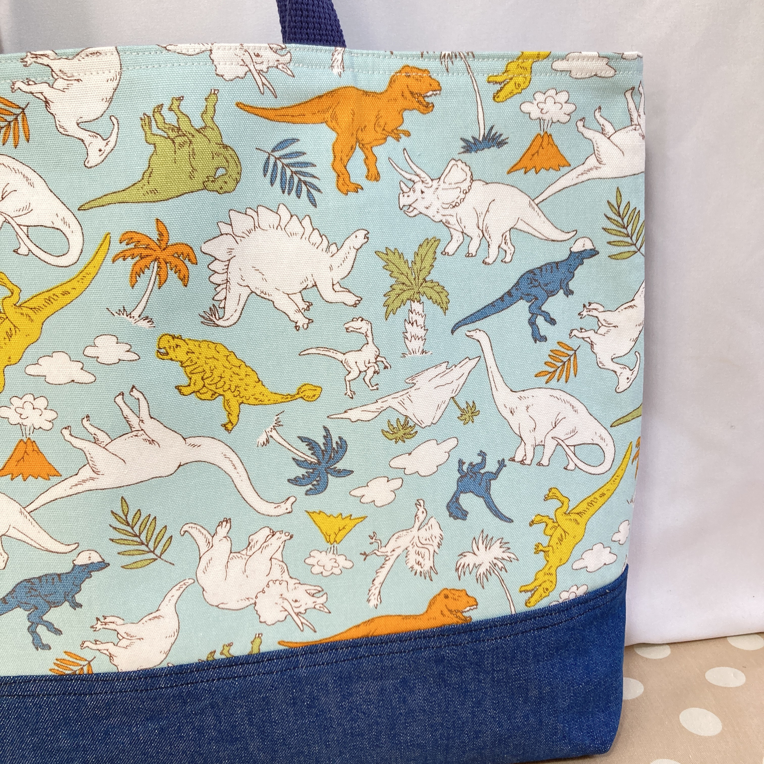 入園入学5点セット　カラフルな恐竜たちブルー