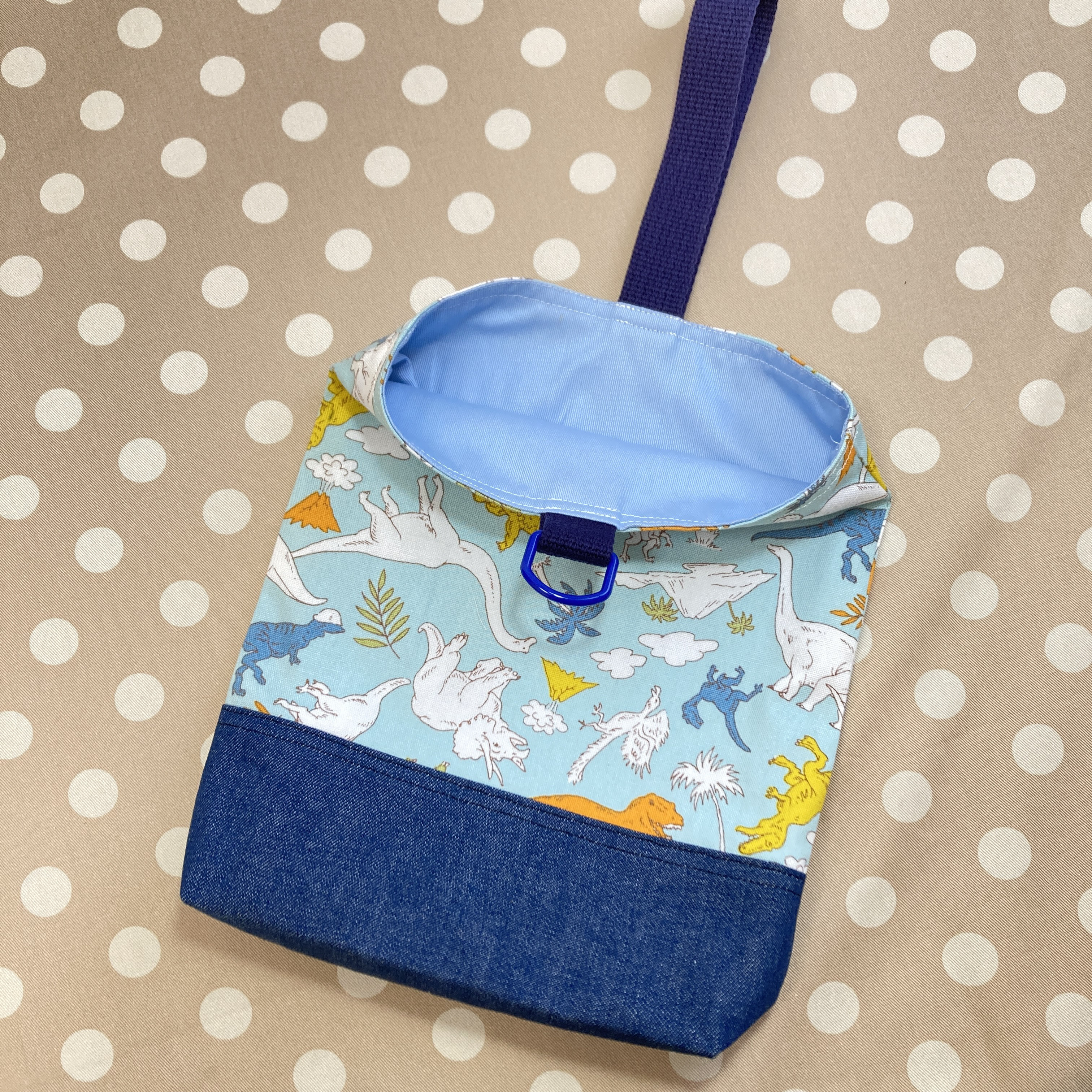 入園入学5点セット　カラフルな恐竜たちブルー