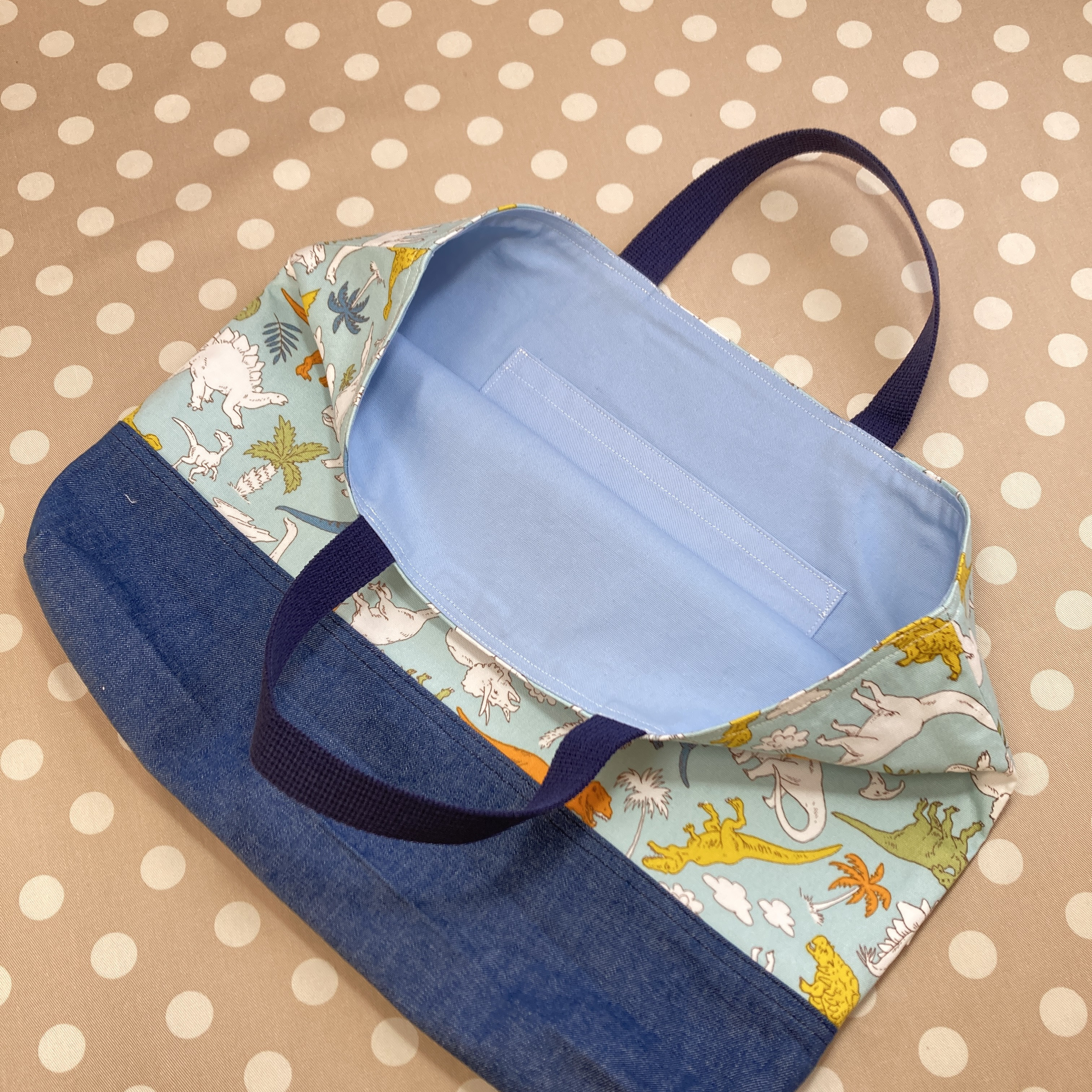 入園入学5点セット　カラフルな恐竜たちブルー