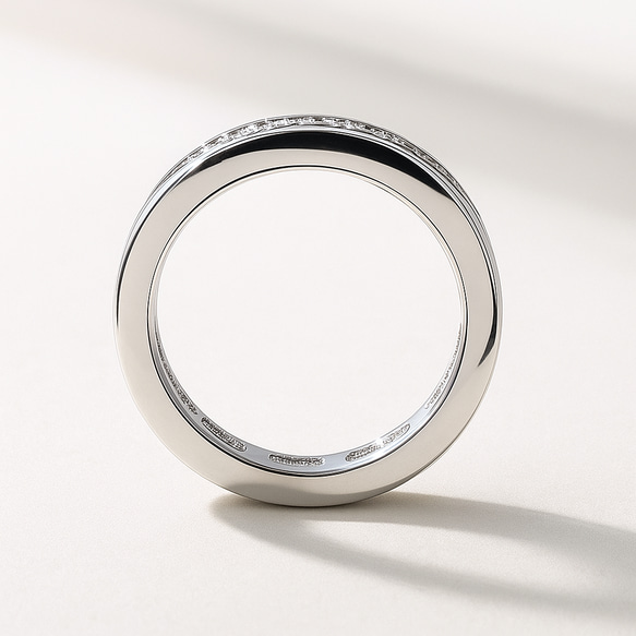 モアサナイト 2.5mm レール留め フルエタニティリング｜Dカラー VVS1 H&C 4枚目の画像