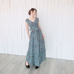 振袖　リメイク　ワンピース　 花柄 青とピンク　絹 和洋折衷 絞り浴衣 リメイク ワンピース ドレス 帯サッシュ