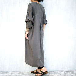 「ワケありな逸品H-5」レーヨンスタンドカラーシャツワンピース（グレー） 3枚目の画像