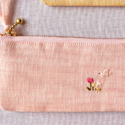 花彩り-小鳥とお花刺繍リネンペンケース(チューリップ•ガーベラ•ラベンダー•ネモフィラ•すずらん•ひまわり•たんぽぽ 7枚目の画像