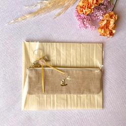 花彩り-小鳥とお花刺繍リネンペンケース(チューリップ•ガーベラ•ラベンダー•ネモフィラ•すずらん•ひまわり•たんぽぽ 3枚目の画像