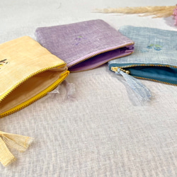 花彩り-小鳥とお花刺繍リネンフラットポーチ(チューリップ•ガーベラ•ラベンダー•ネモフィラ•すずらん•向日葵•たんぽぽ 7枚目の画像