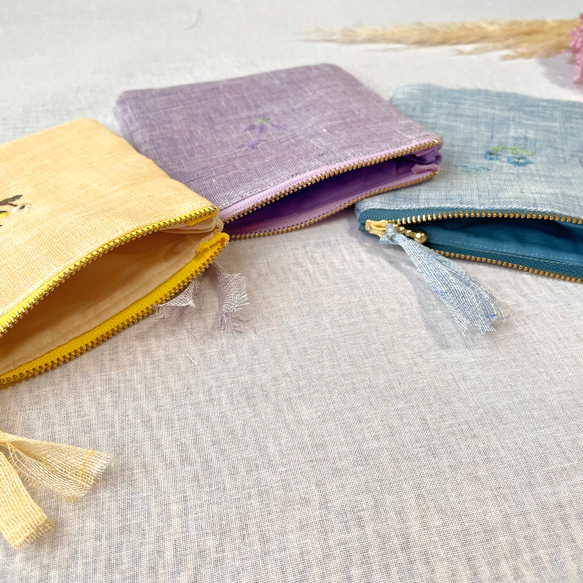花彩り-小鳥とお花刺繍リネンフラットポーチ(チューリップ•ガーベラ•ラベンダー•ネモフィラ•すずらん•向日葵•たんぽぽ 7枚目の画像