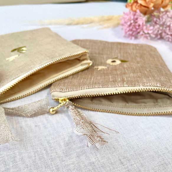 花彩り-小鳥とお花刺繍リネンフラットポーチ(チューリップ•ガーベラ•ラベンダー•ネモフィラ•すずらん•向日葵•たんぽぽ 6枚目の画像