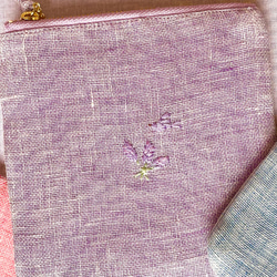 花彩り-小鳥とお花刺繍リネンフラットポーチ(チューリップ•ガーベラ•ラベンダー•ネモフィラ•すずらん•向日葵•たんぽぽ 12枚目の画像