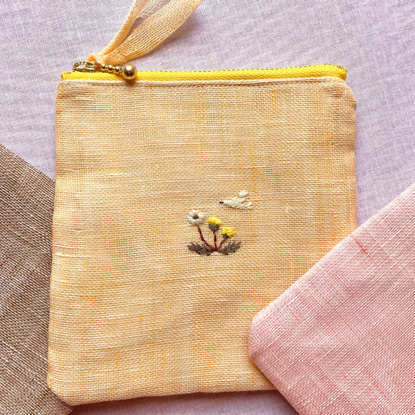 花彩り-小鳥とお花刺繍リネンフラットポーチ(チューリップ•ガーベラ•ラベンダー•ネモフィラ•すずらん•向日葵•たんぽぽ 16枚目の画像