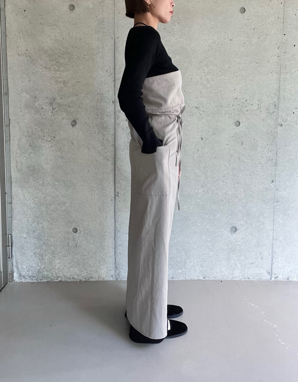 肩紐エプロン | コットン100% ・エプロンワンピース・ラップスカート（キナリ/グレー/ネイビー）受注制作 3枚目の画像