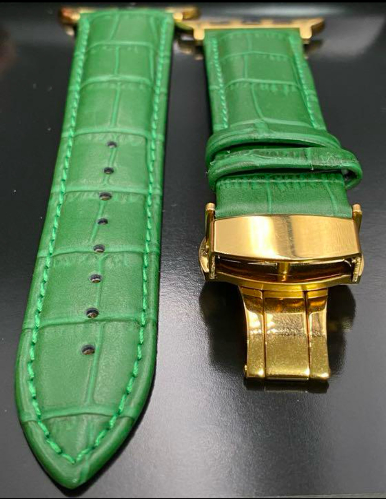 Apple Watch メタルカスタム レザー　ベルト 本革別注仕様　グリーンゴールド 4,939円