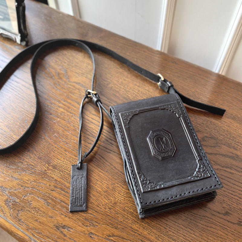 smartphone shoulder【maria】