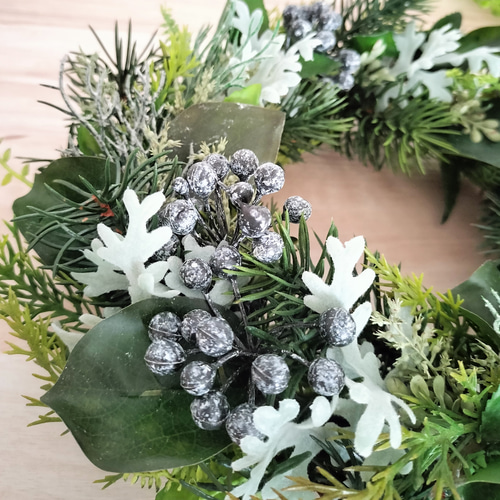 針葉樹のグリーンリース／クリスマスリース／玄関リース／新作