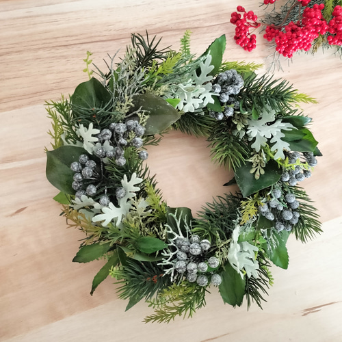 針葉樹のグリーンリース／クリスマスリース／玄関リース／新作2024