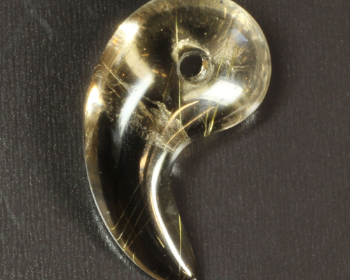 最高太針ルチル金運神社★富を築く勾玉輝くオルゴネックレス 鋭さがかっこいい 邪を払い幸運を掴む濃密金針」 一点物