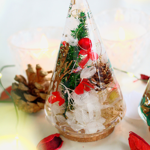 固まるハーバリウムガラスツリークリスマスツリー