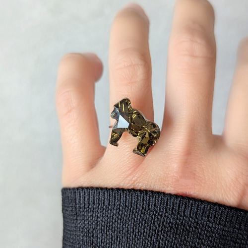和みの象徴◇ゴリラ リーダーシップ Crystal Jewel GORILLA リング