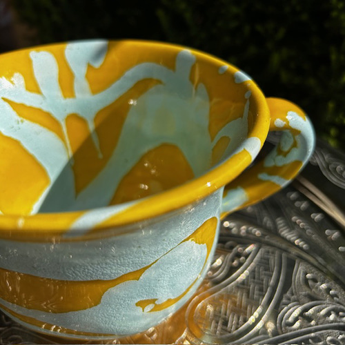 ハネン カラフル陶器 マグカップ ベルの形で可愛い クロシェ CLJT