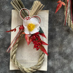 送料無料【お正月２０２５】お正月飾り　「ひと結び　椿のしめ縄飾り」 3枚目の画像